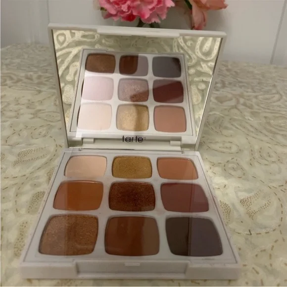 Tarte Tartelette LIL TOASTED Eyeshadow
Palette - 9 Warm Shades - Picture 3 of 6